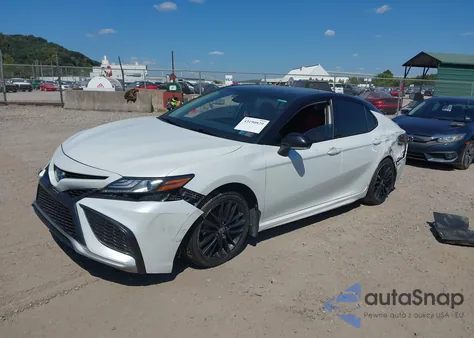 2022 Toyota Camry Xse Hybrid z USA, uszkodzony, nr VIN 4T1K31AK3NU044155